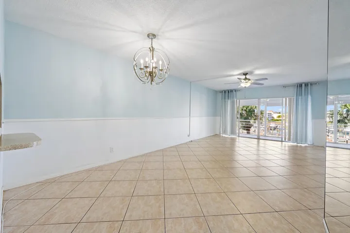 29 Yacht Club Dr 405-4