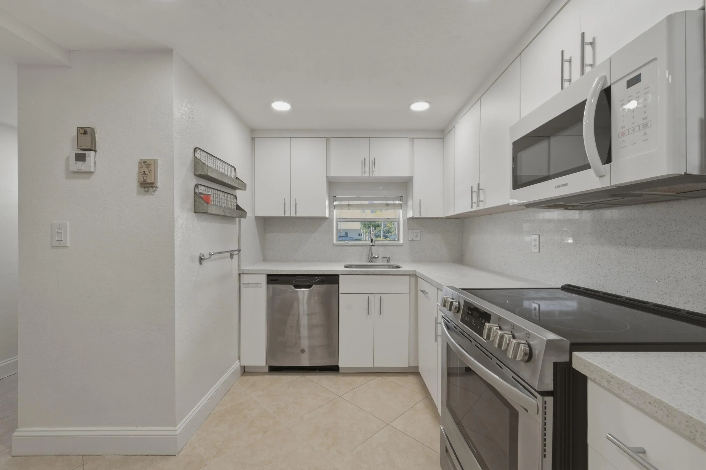 8. Kitchen 1.5