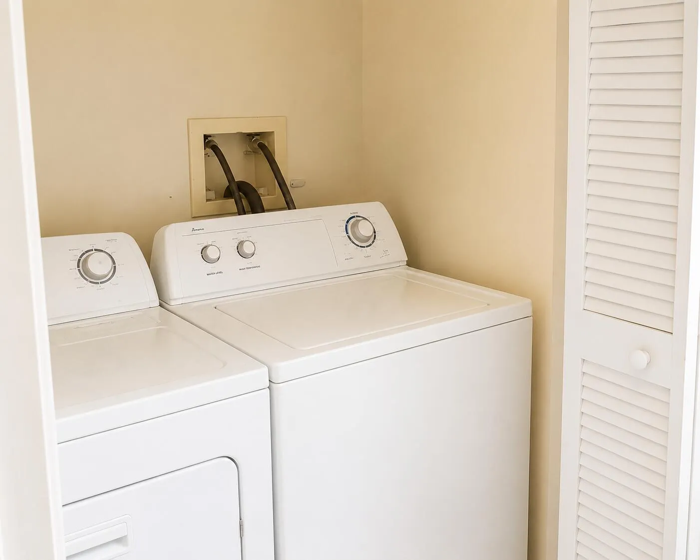 LAUNDRYROOM