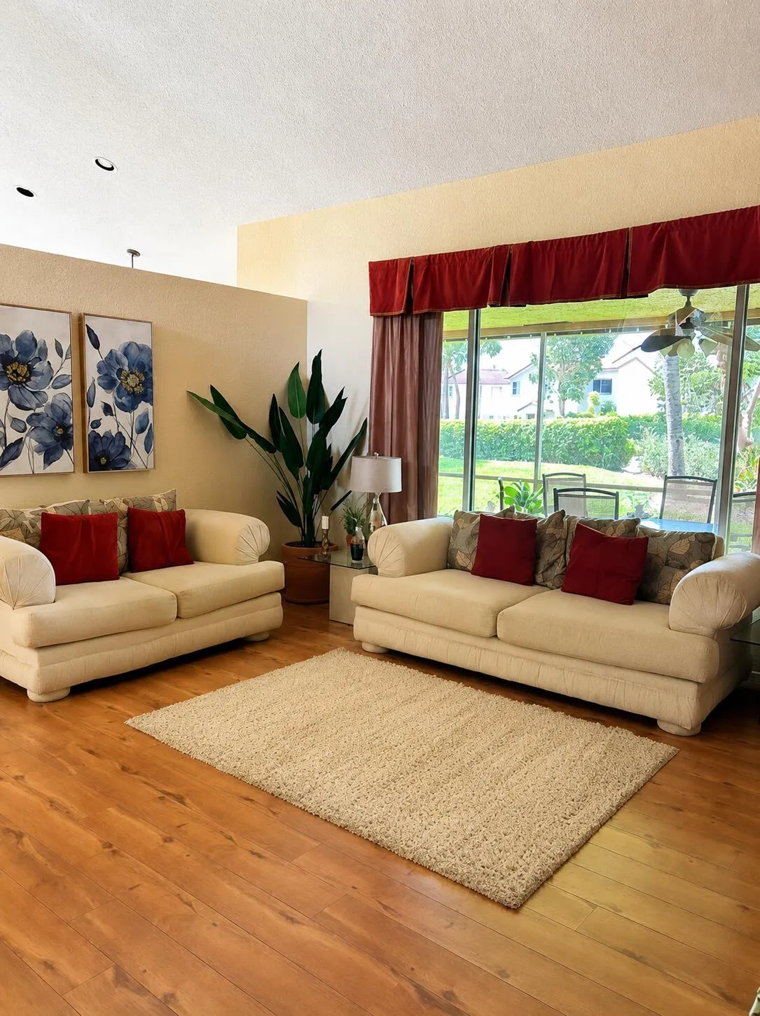 8. Living Room Formal 2_2
