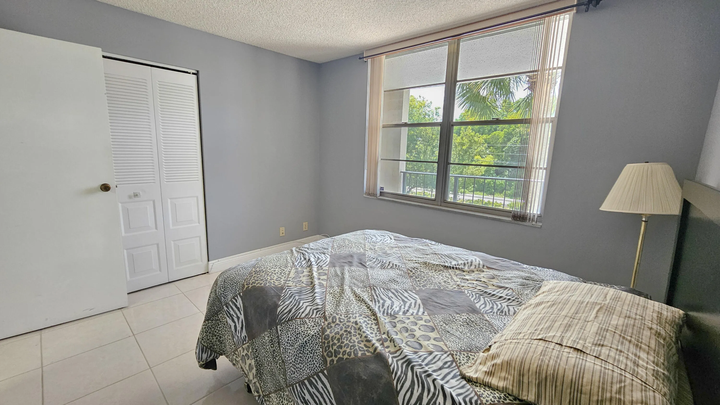 Final Pics_2650 NW 49th Ave # 318_021