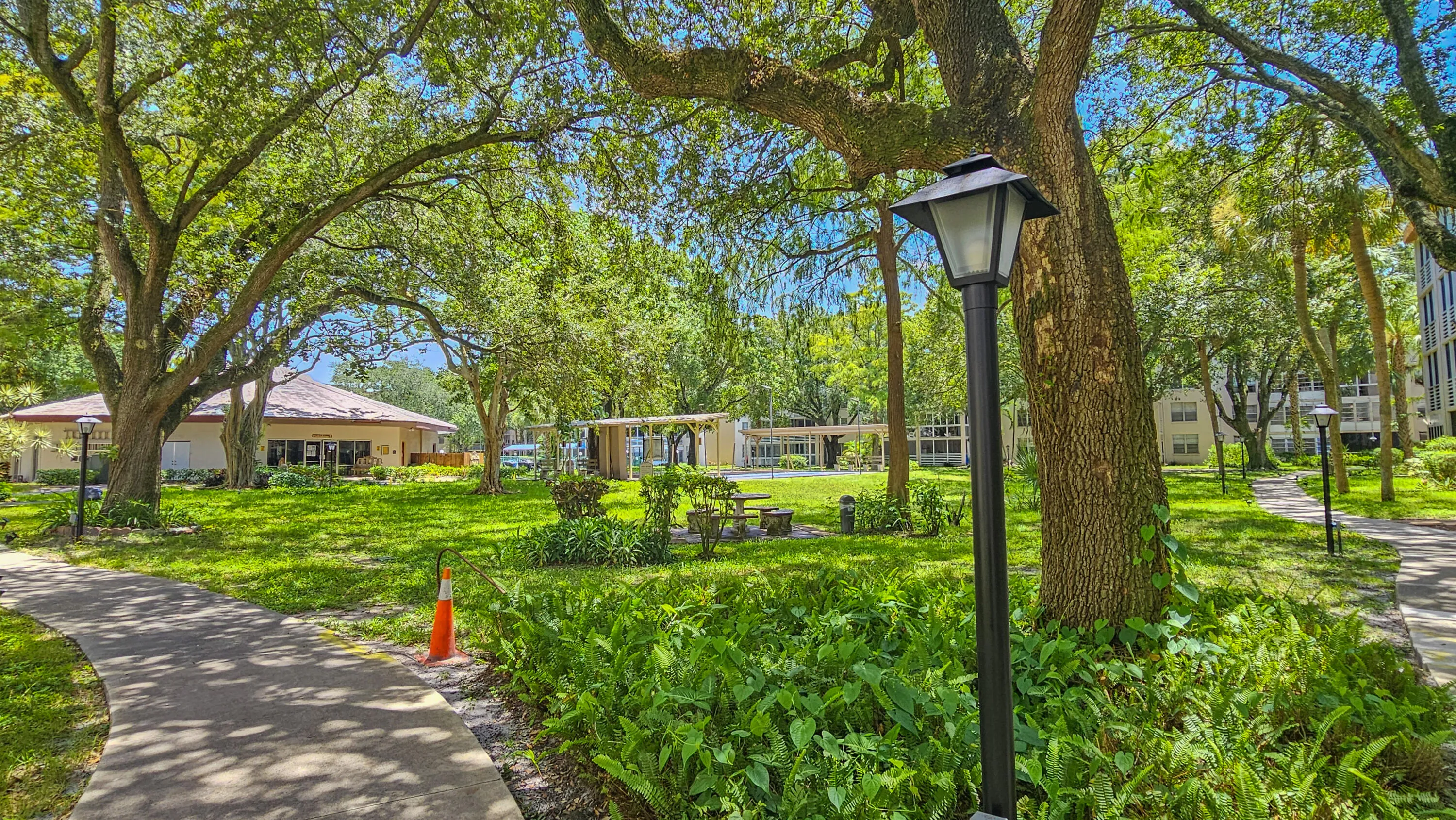 Final Pics_2650 NW 49th Ave # 318_054