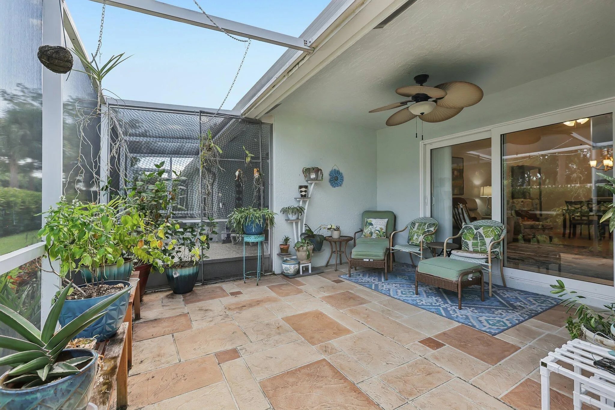 37-web-or-mls-Logia Cir-S2008-037