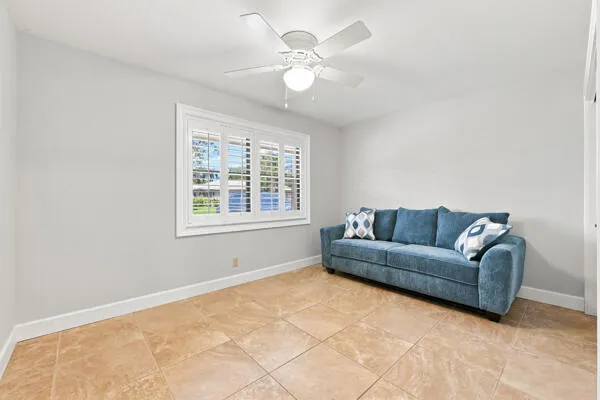 1651 room 2