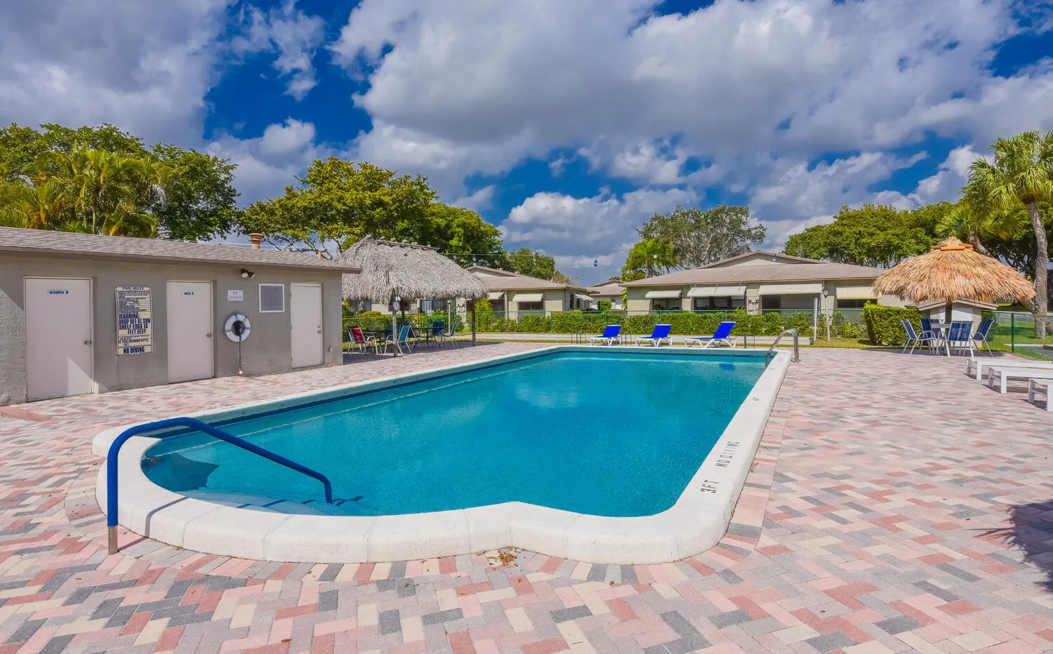 pool 1651 2
