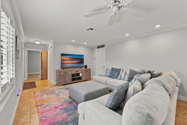 living room 2.1