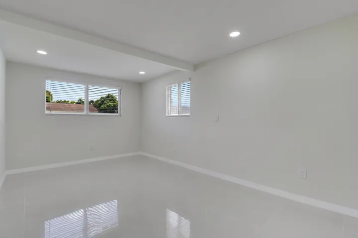 House 3-20