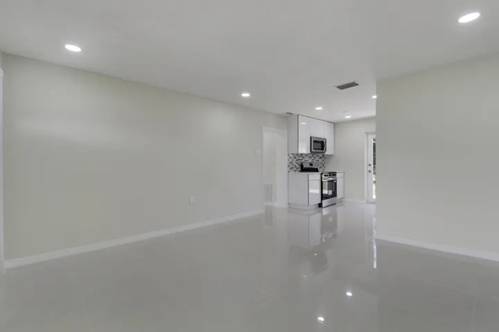 House 3-9