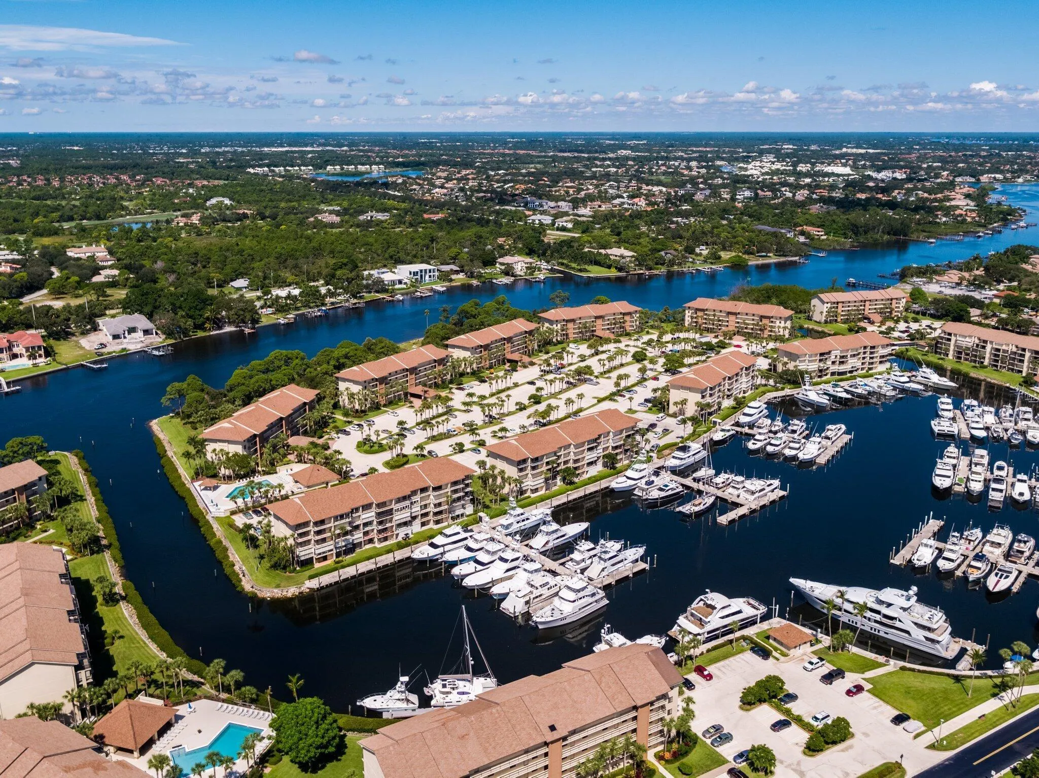 018-TheBluffsMarina-FL-SMALL