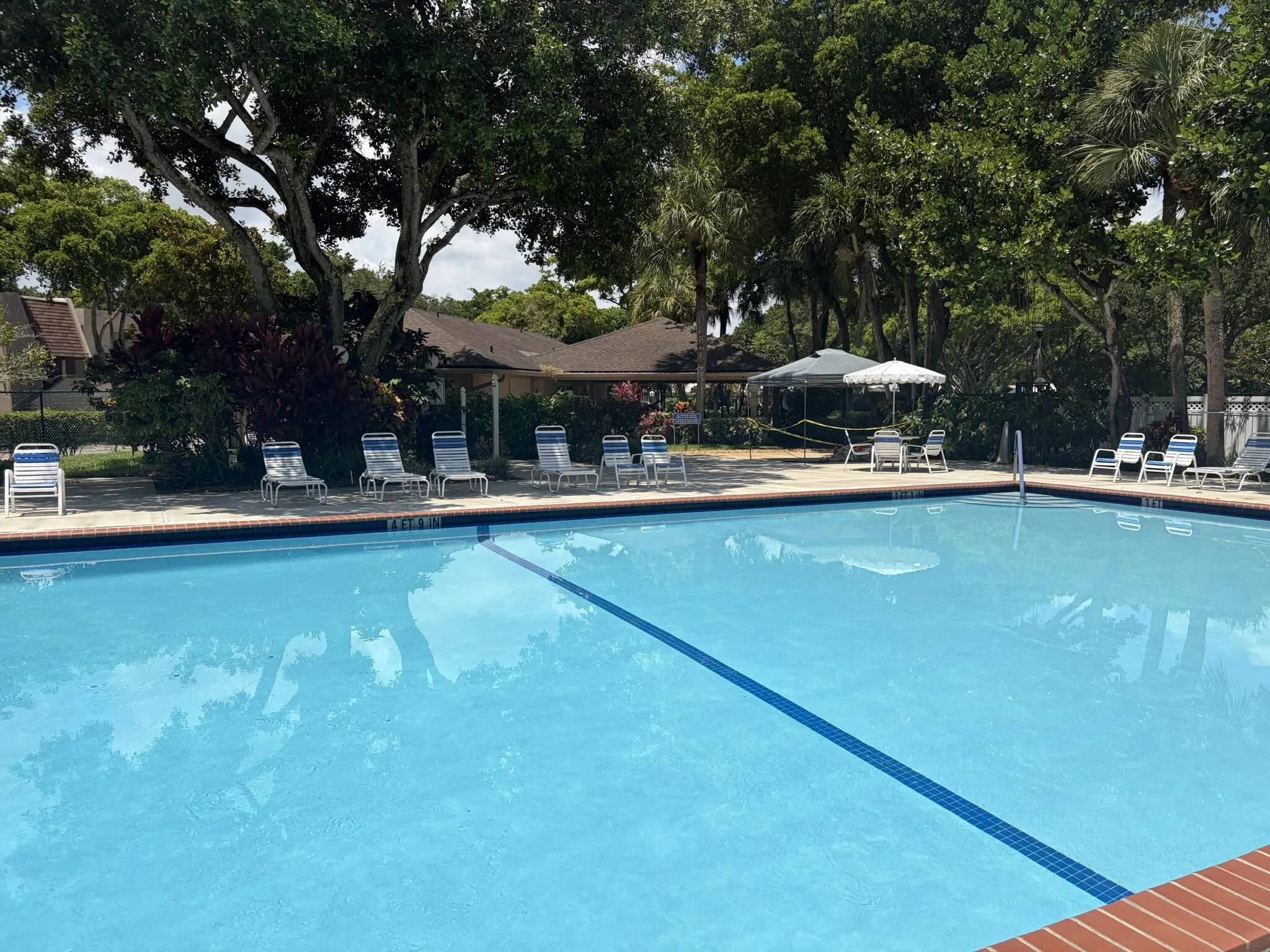 1of2 Rec areas exclusive to Oaks Clubhouse Dr.