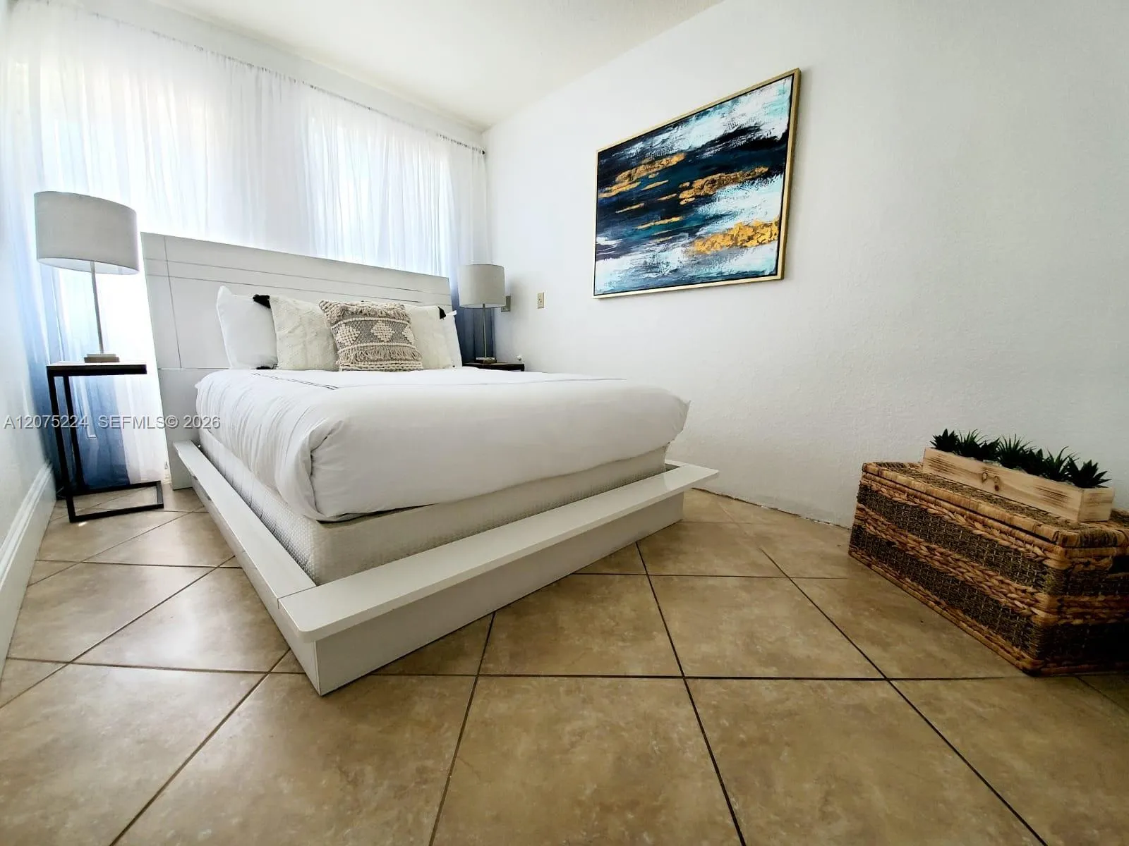5th Bedroom/w Queen Size Bed