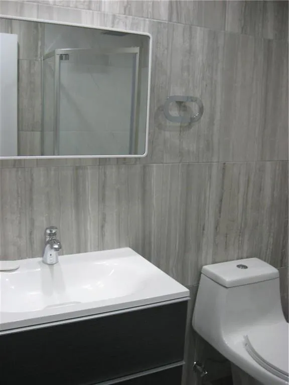 3027 bathroom