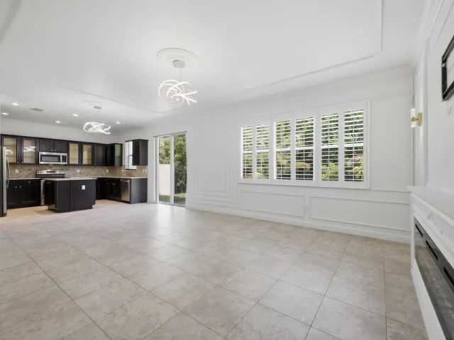 Family to Dining Kitchen 2