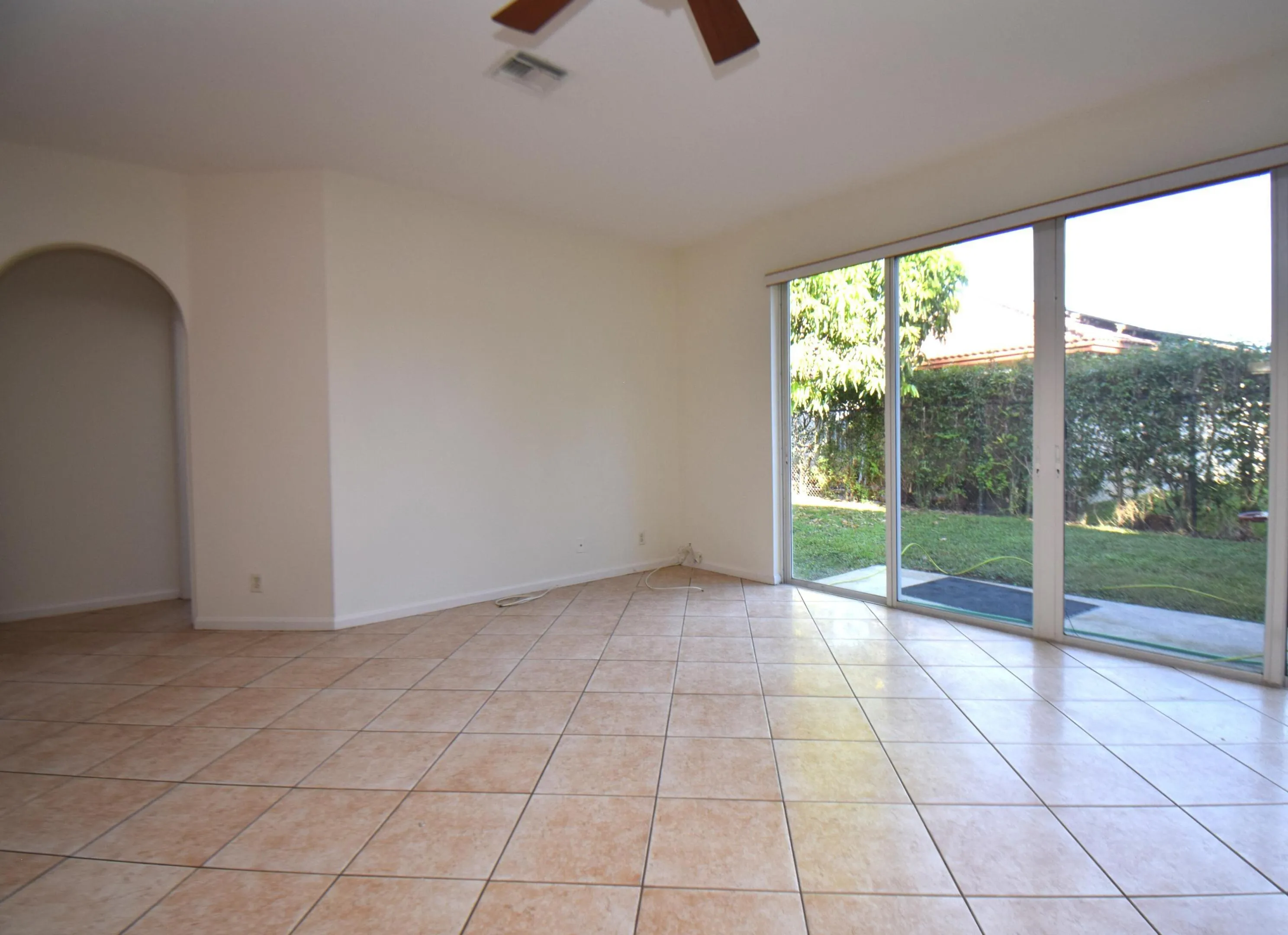 Living room 2