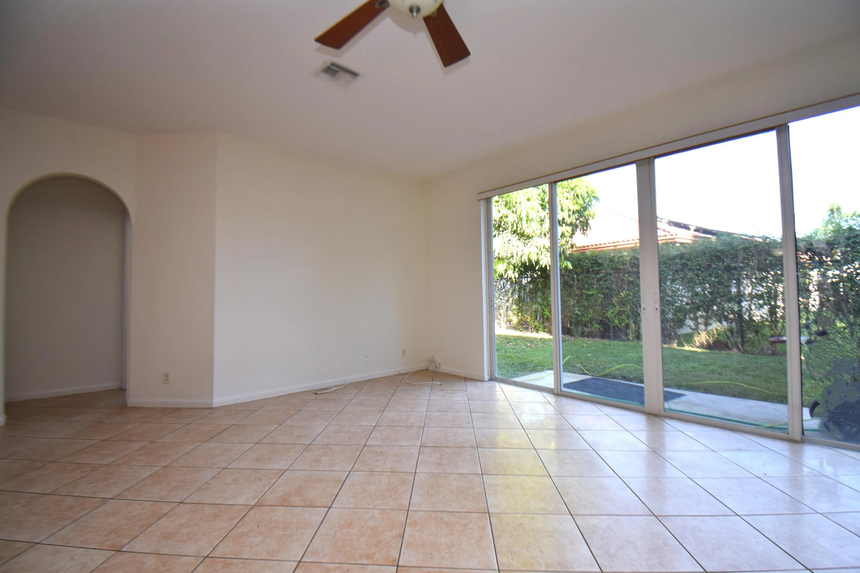 Living room 3