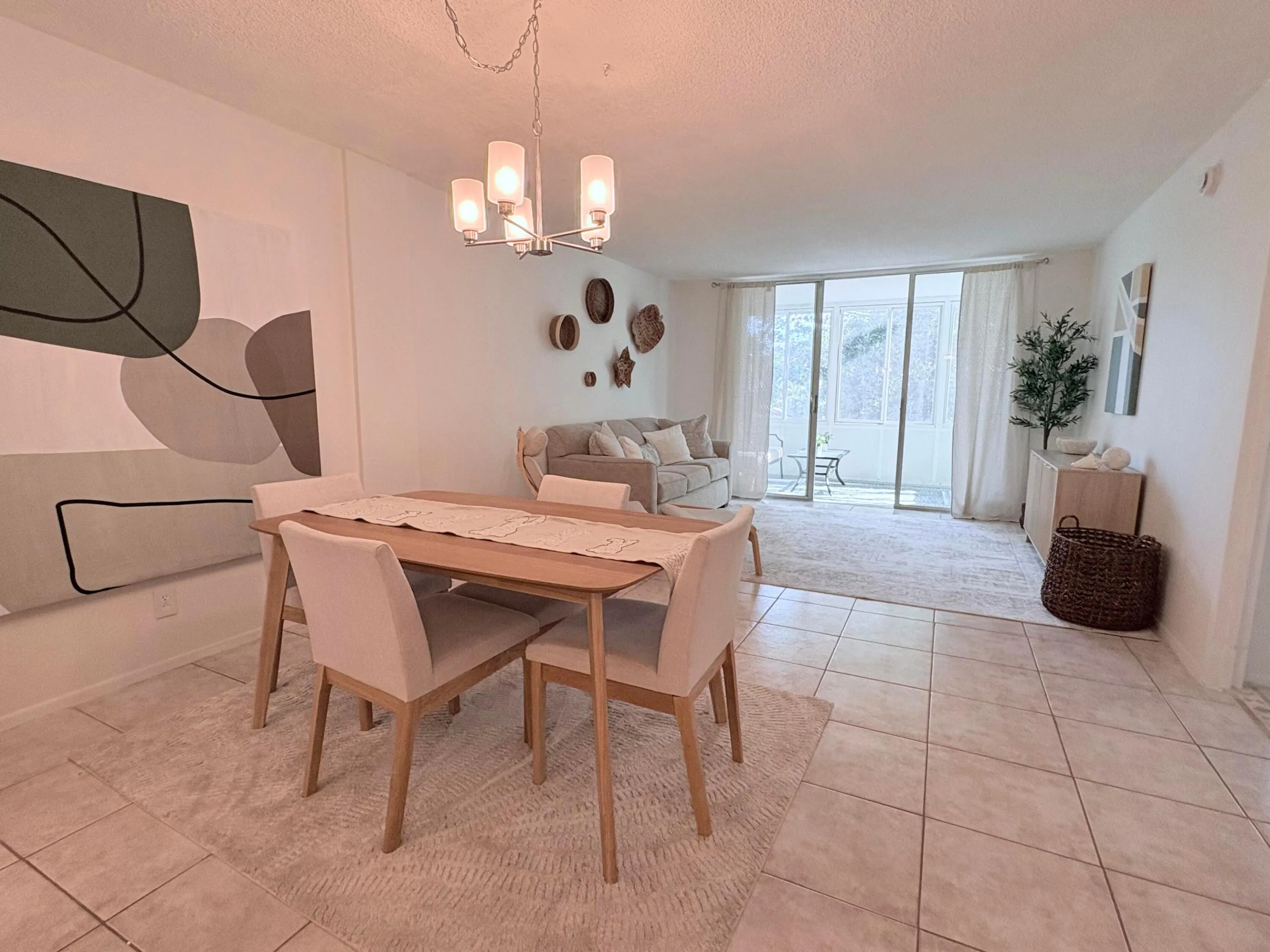 Dining Room/Living Room