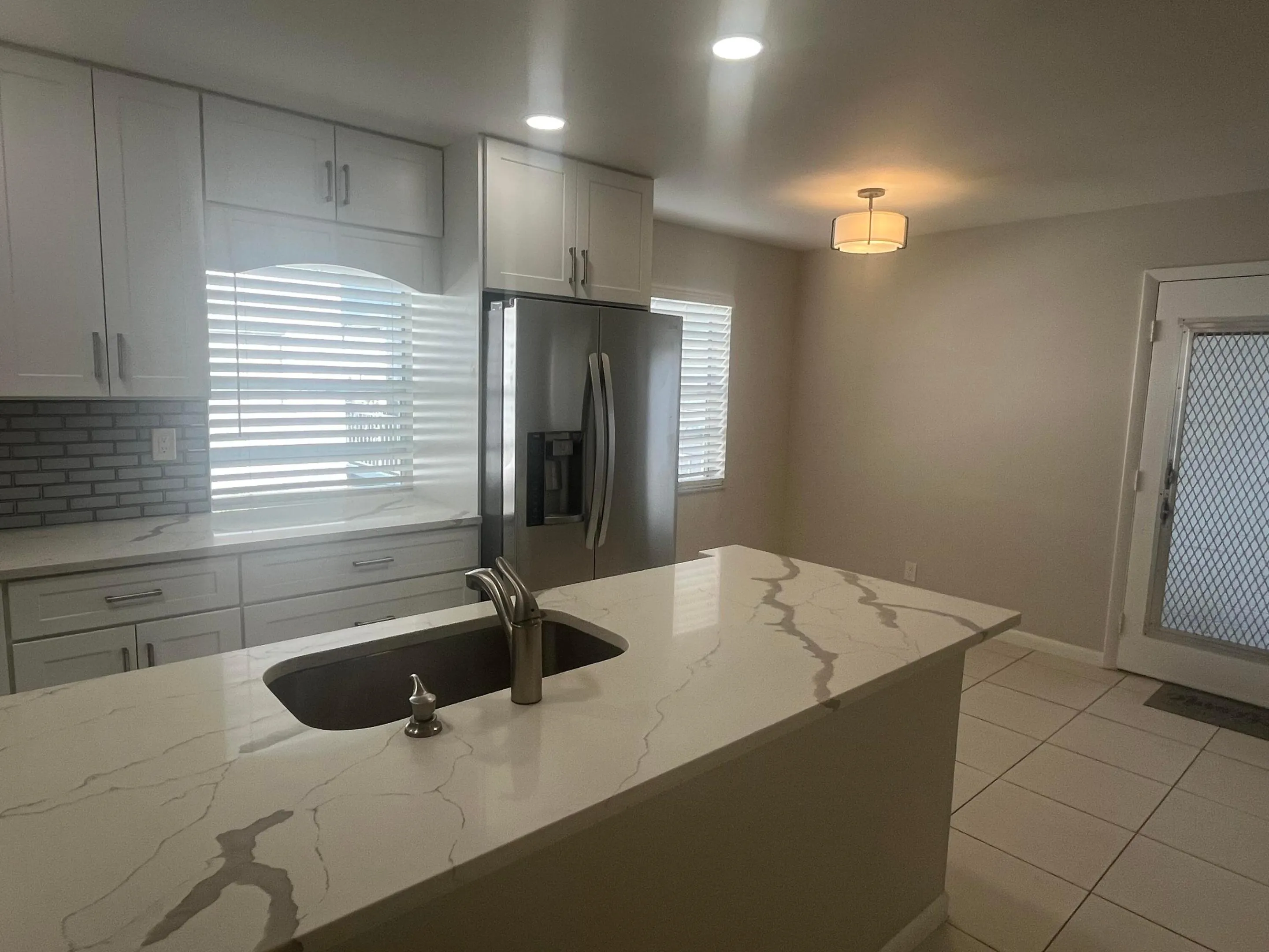 View of the hallway leading to the kitchen