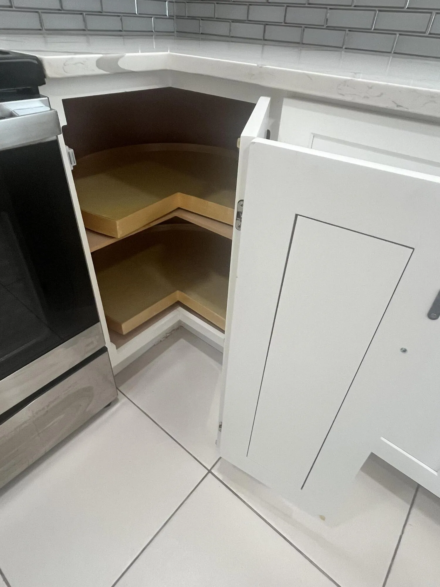 lower cabinet lazy susan corner for additional storage​​‌​​​​‌​​‌‌​‌‌​​​‌‌​‌​‌​‌​​​‌​​ capabilities