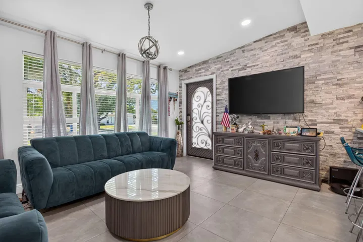 22-web-or-mls-4520-2576