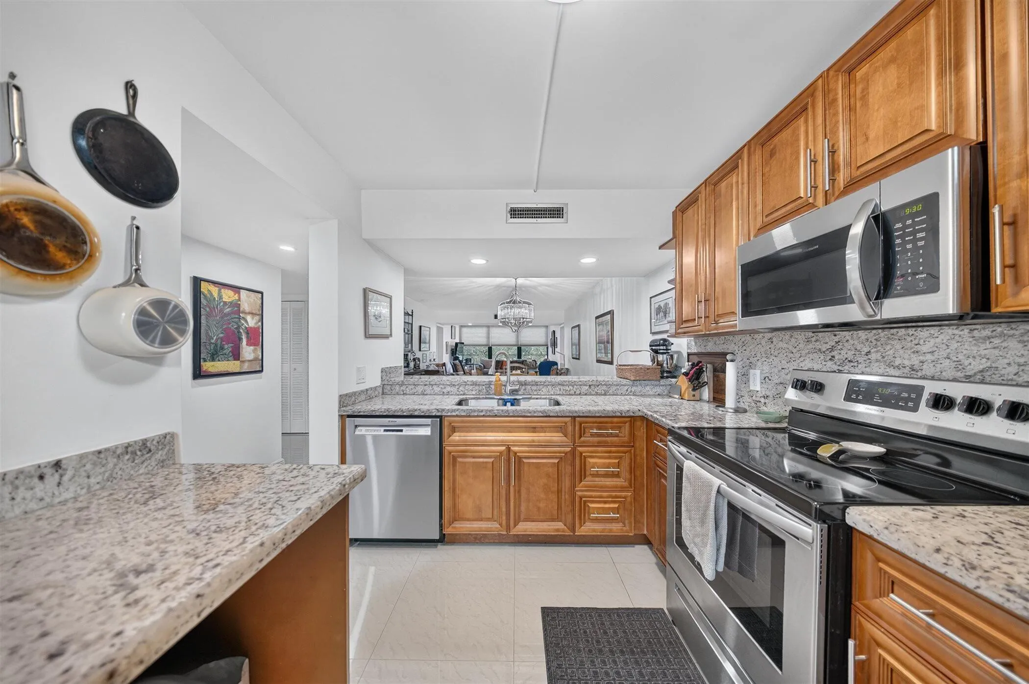 15-1719-WHITEHALL-Drive-#303-Davie-FL-33