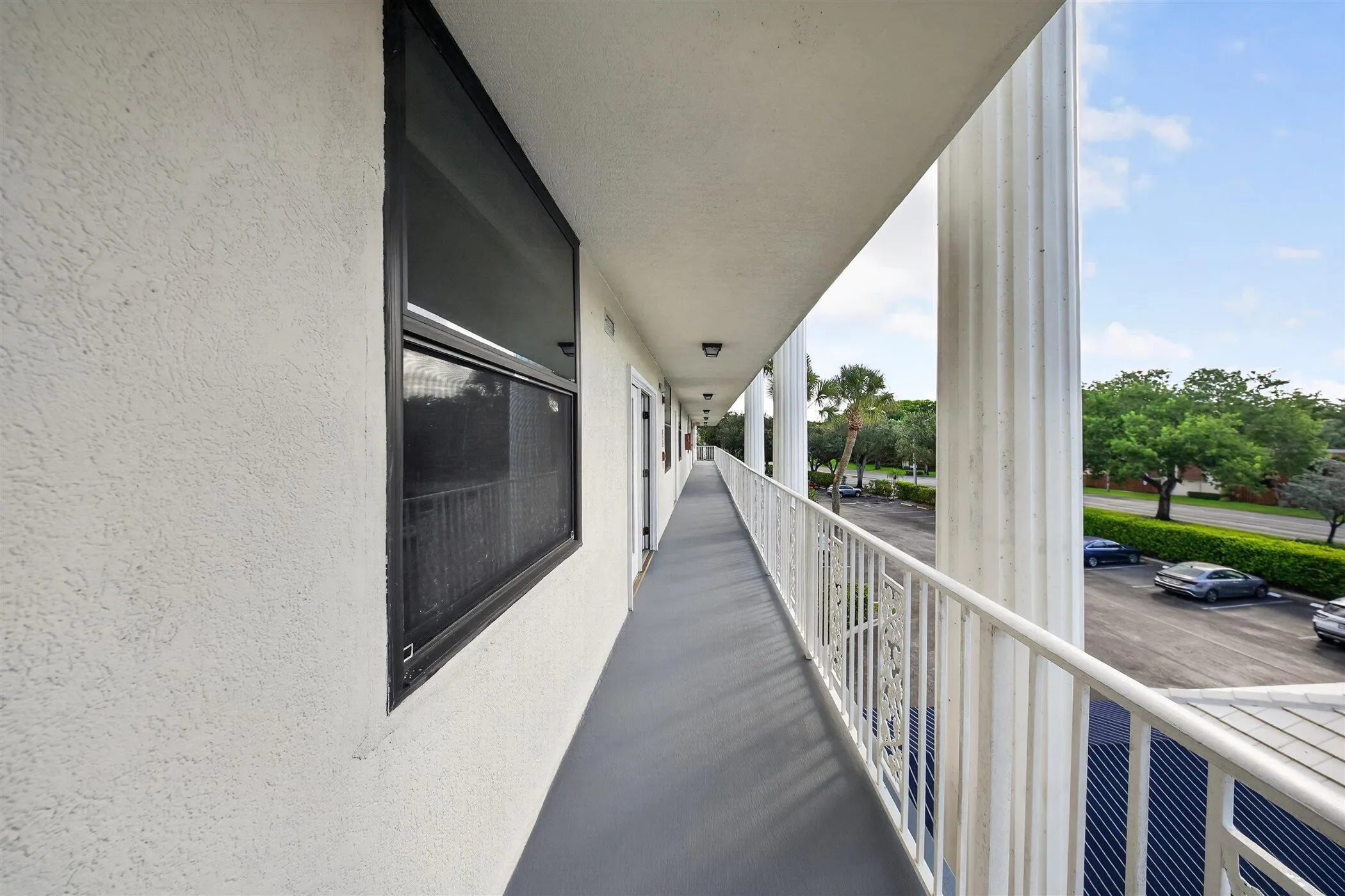 06-1719-WHITEHALL-Drive-#303-Davie-FL-33