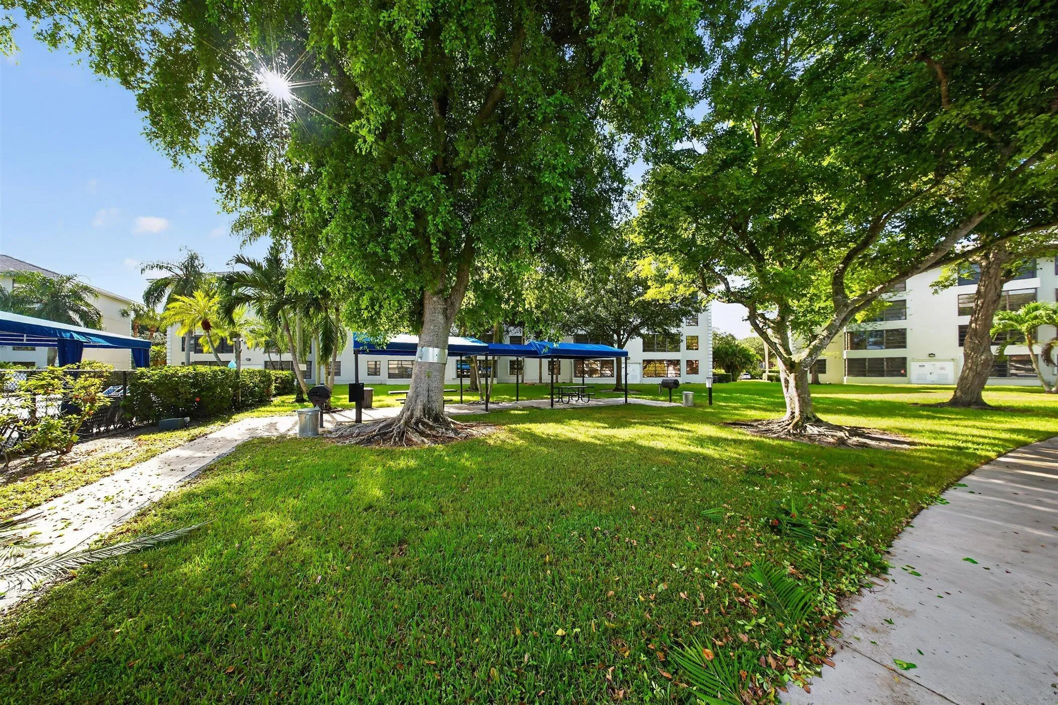 42-1719-WHITEHALL-Drive-#303-Davie-FL-33