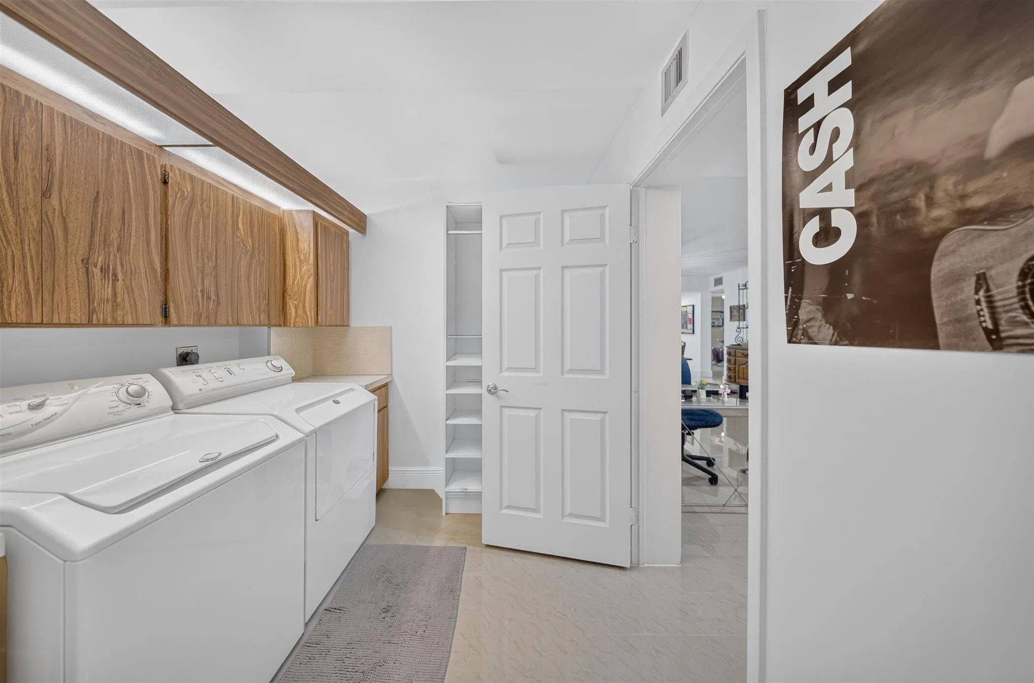 26-1719-WHITEHALL-Drive-#303-Davie-FL-33