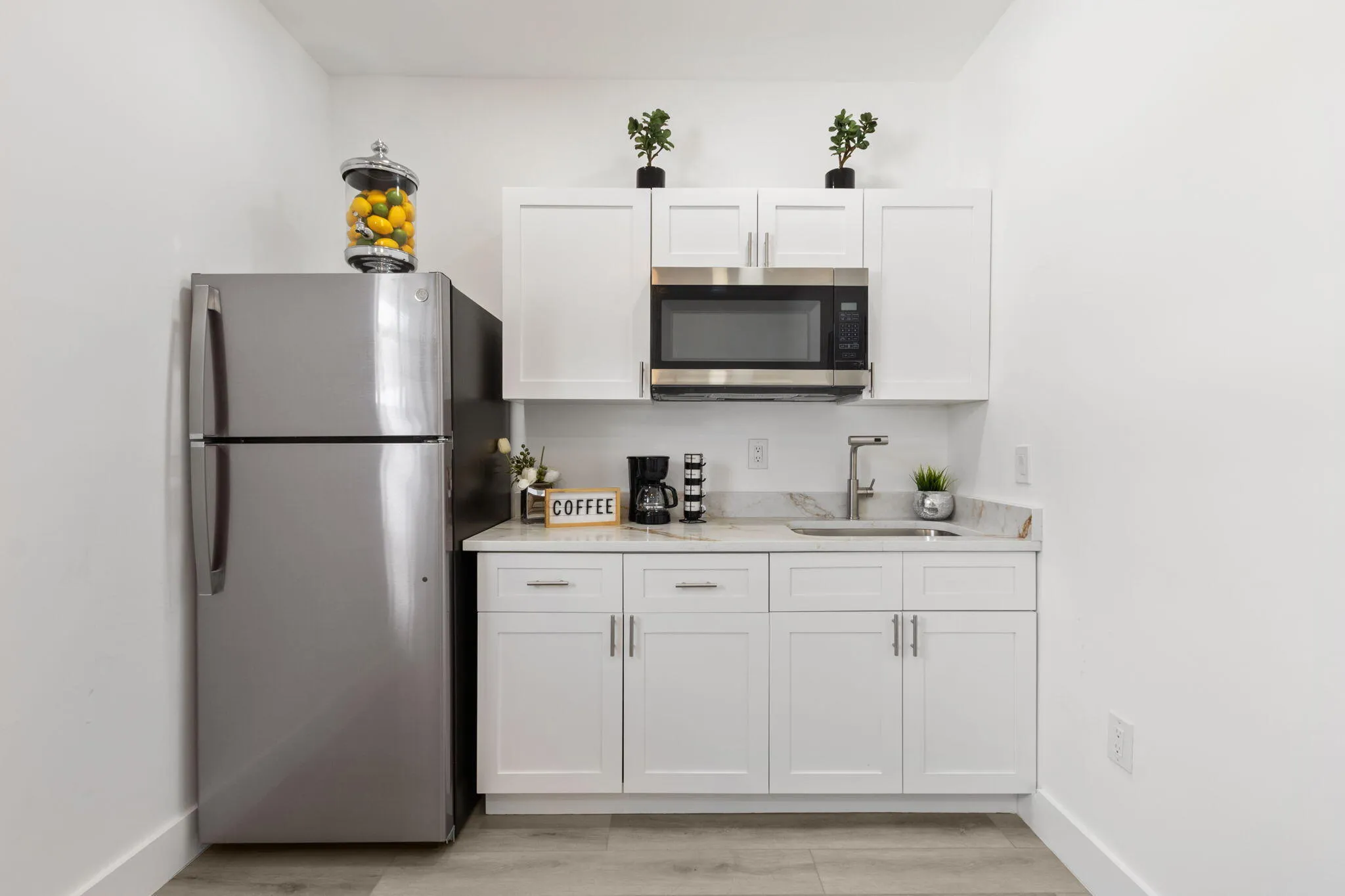 Suite Kitchen 1