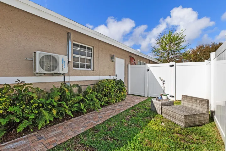 In-Law Suite Entry