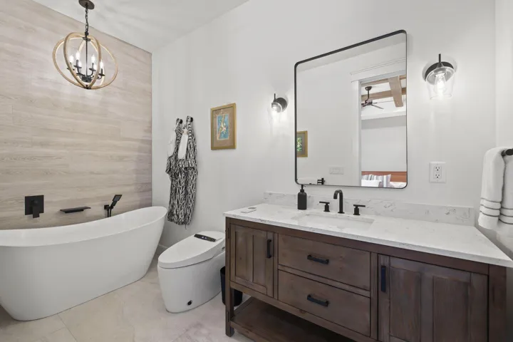 1955 Southeast 137th Way - 48.jpg-SMALL