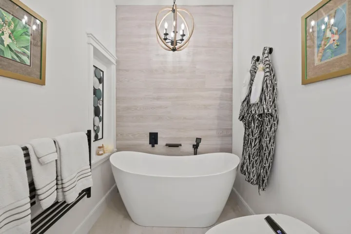 1955 Southeast 137th Way - 49.jpg-SMALL