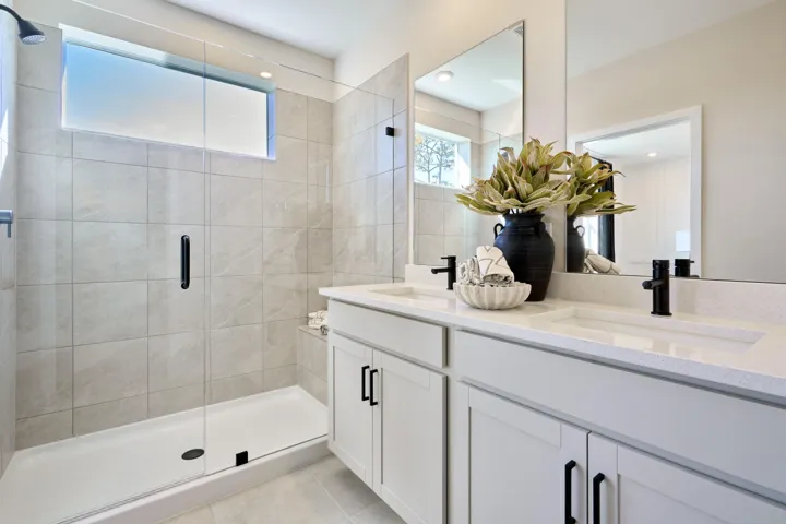 Stock photos represent builder's floorplan