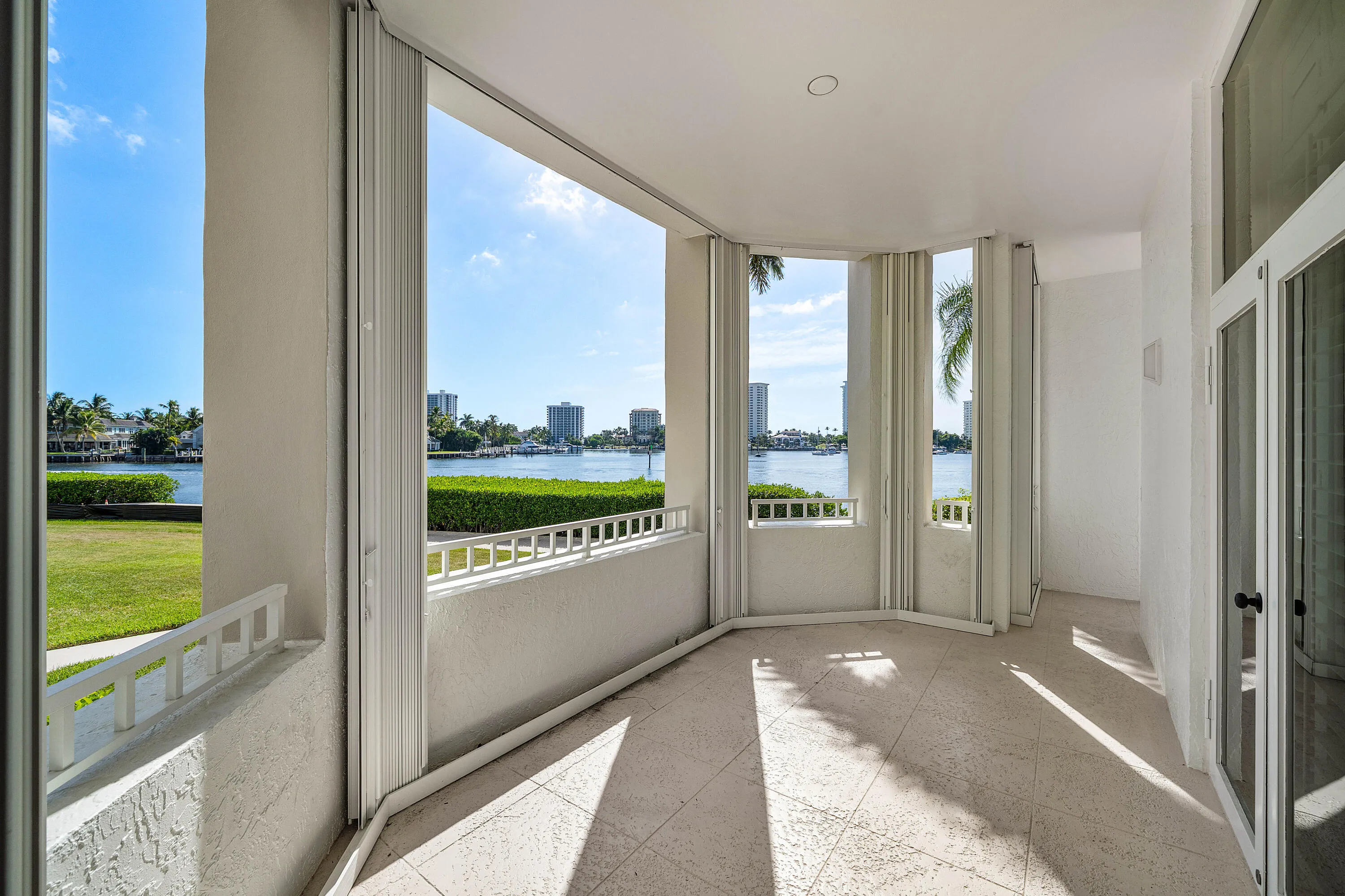 044-300Southeast5thAvenue-1030-BocaRaton