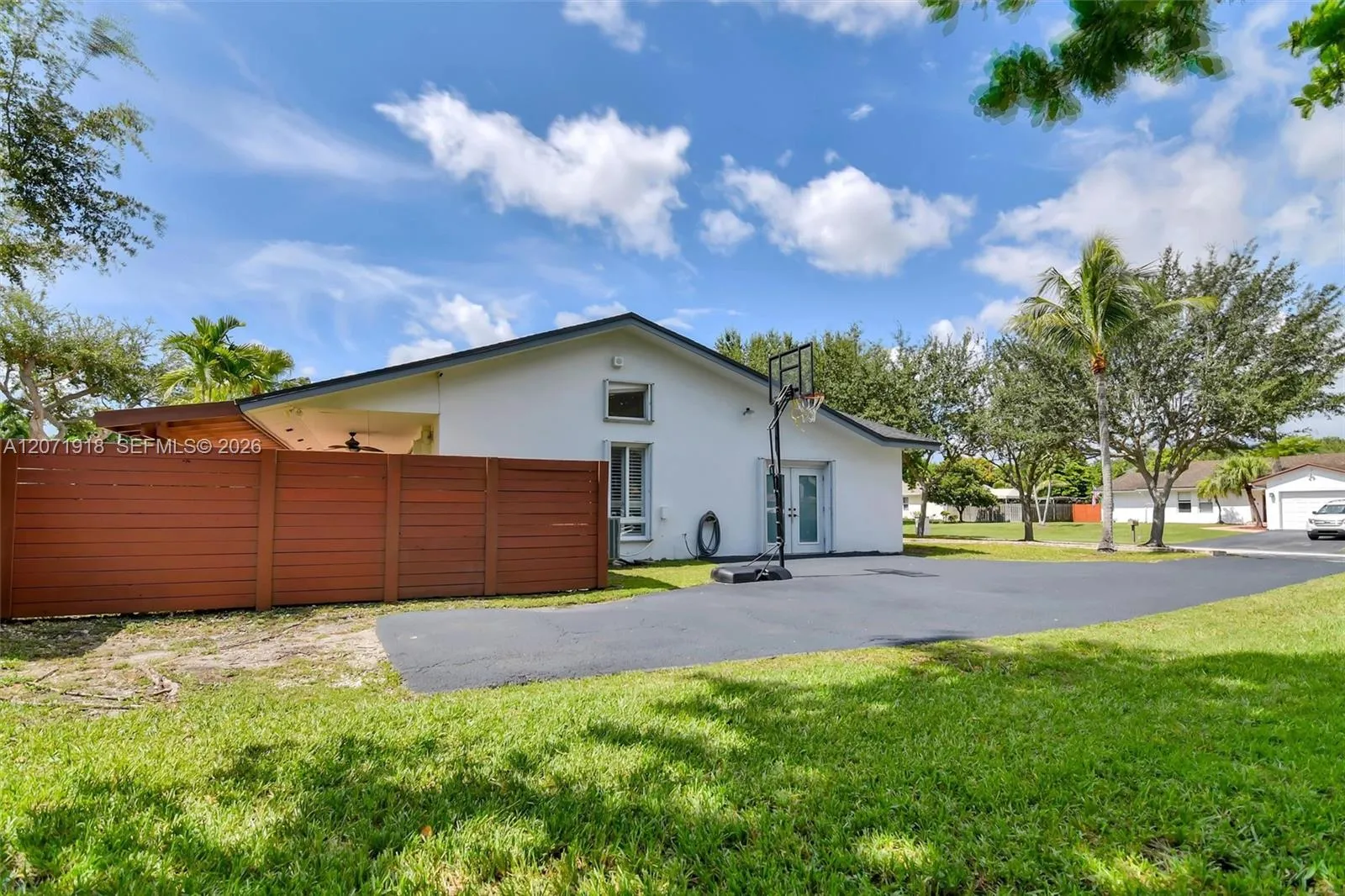 Property photo 51