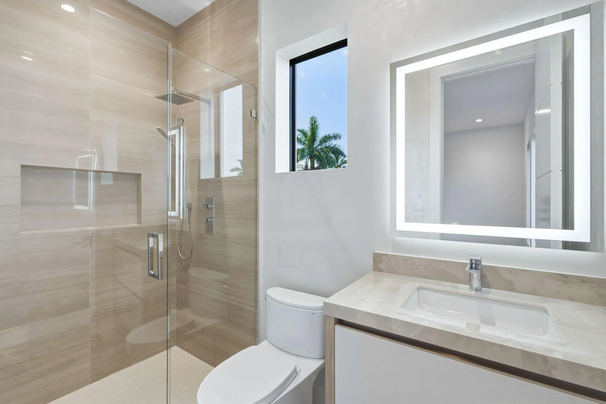 1300 NE 4th Ct Boca Raton FL 81