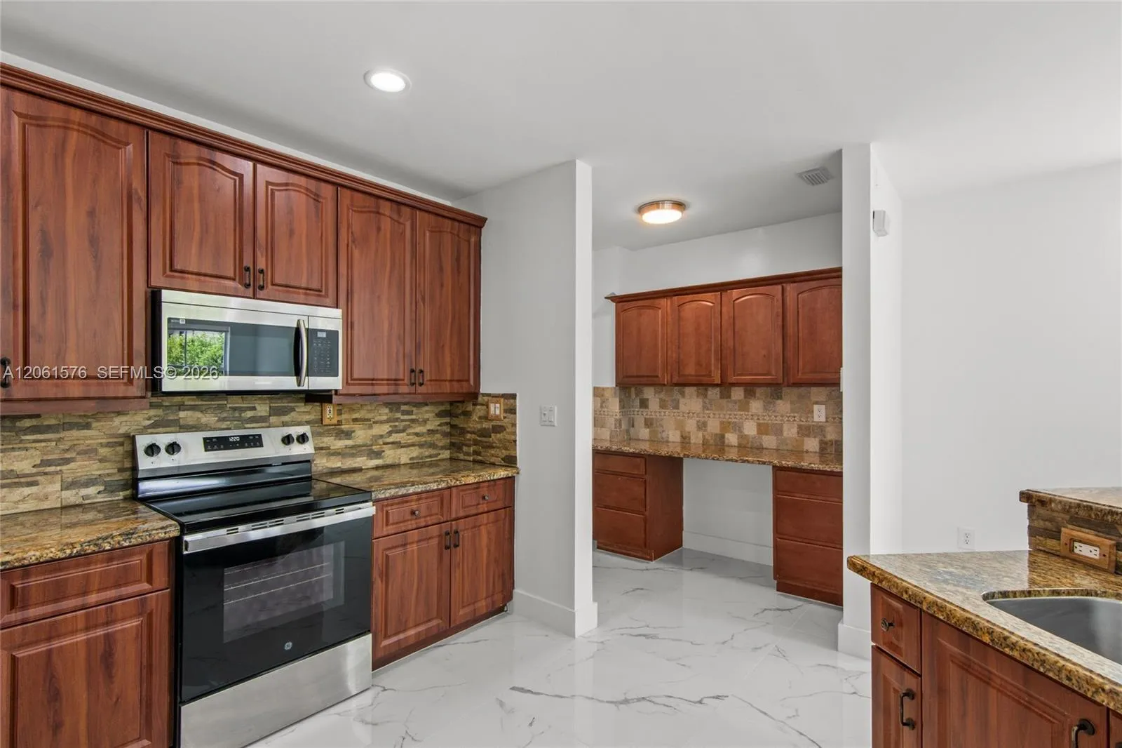 Property photo 24
