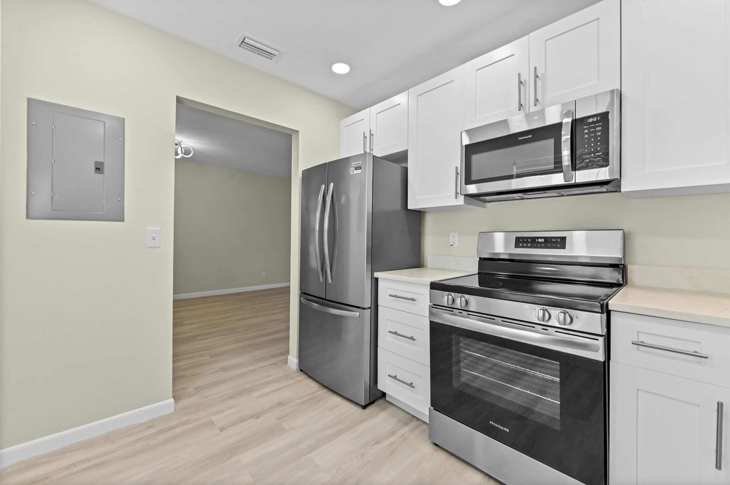 13 Kitchen 03
