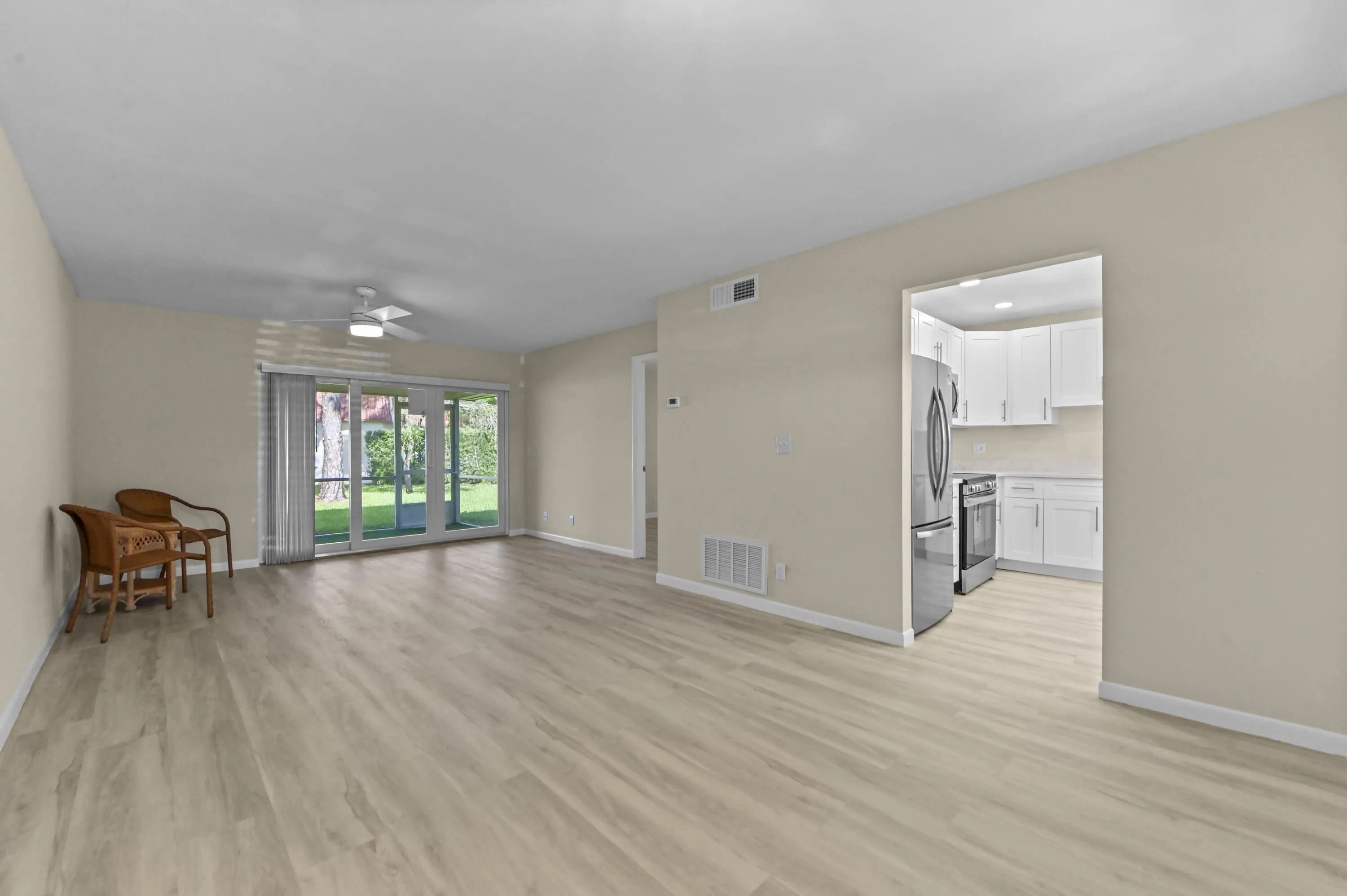 04 Dining area 02