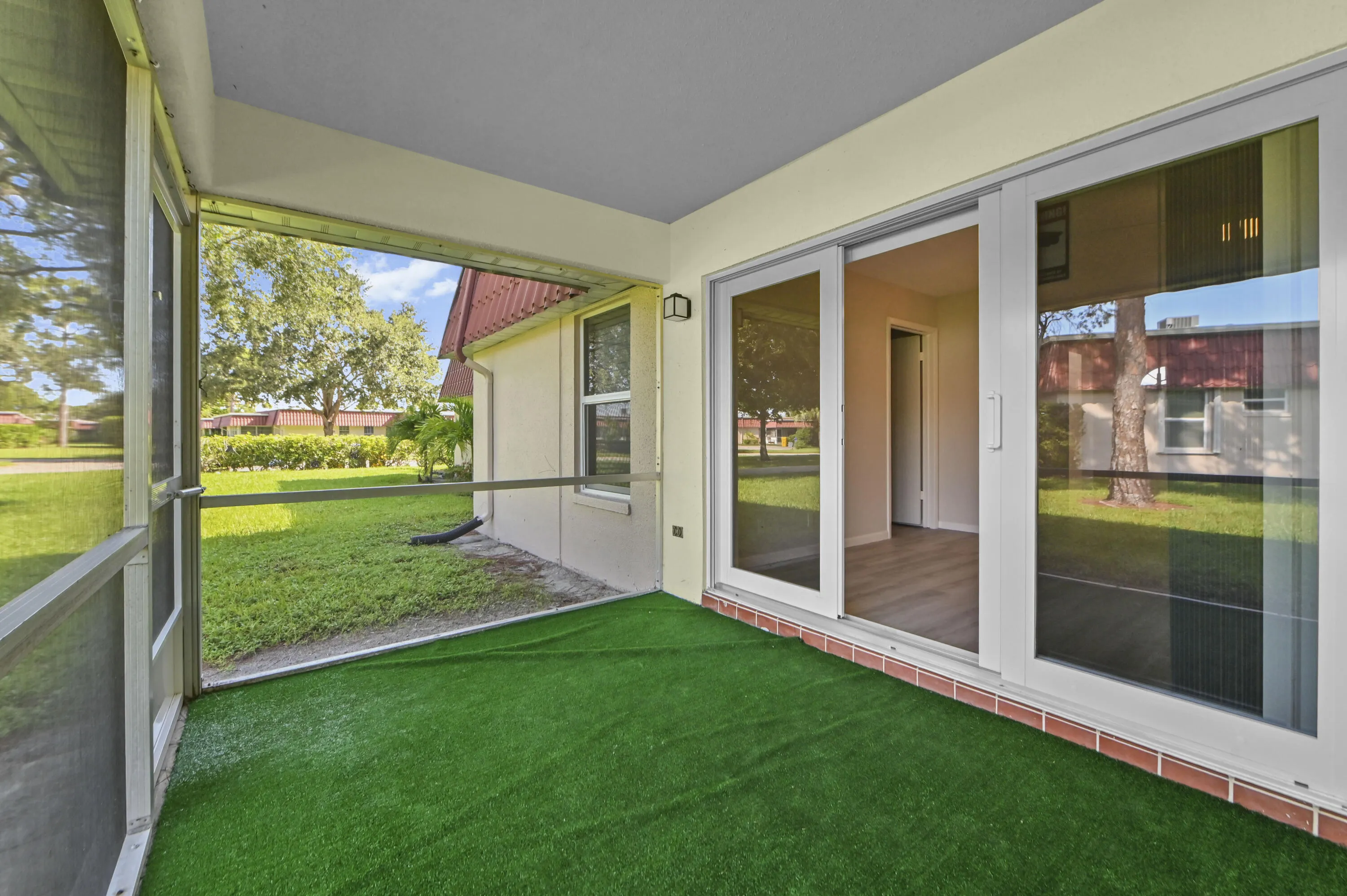 22 patio 03