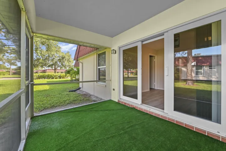 22 patio 03