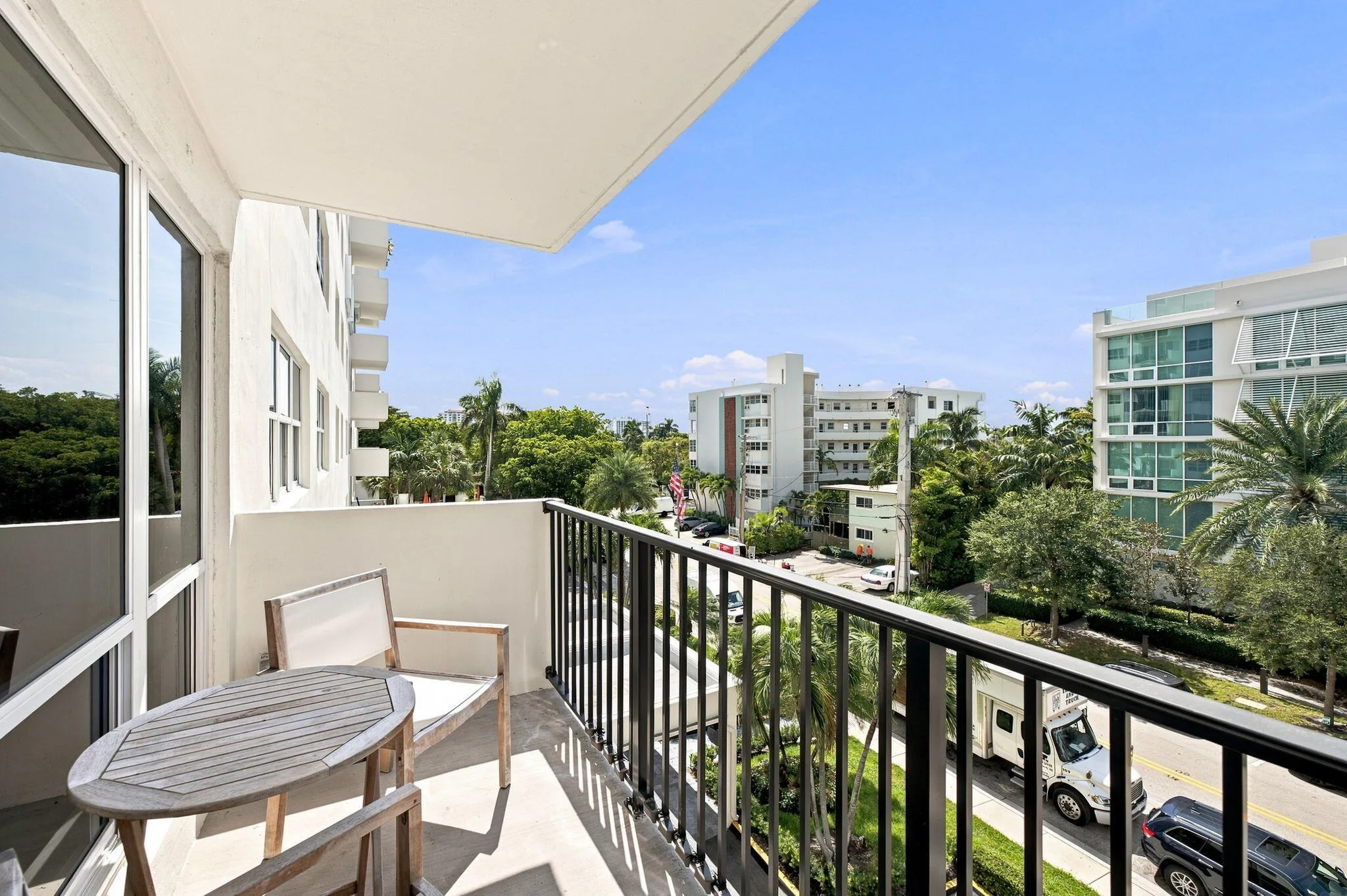 25-web-or-mls-340-sunset-dr-405