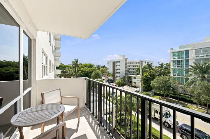 25-web-or-mls-340-sunset-dr-405