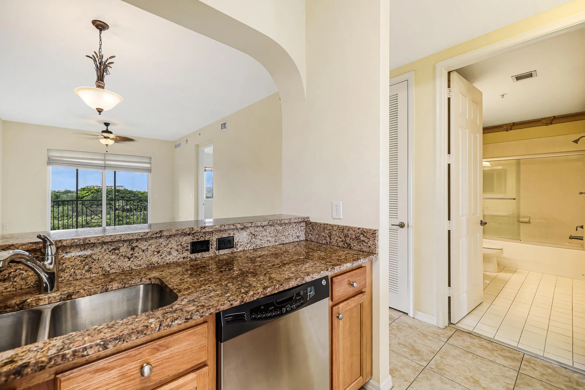 Real Oak cabinets, SS appliances, and granite countertops.