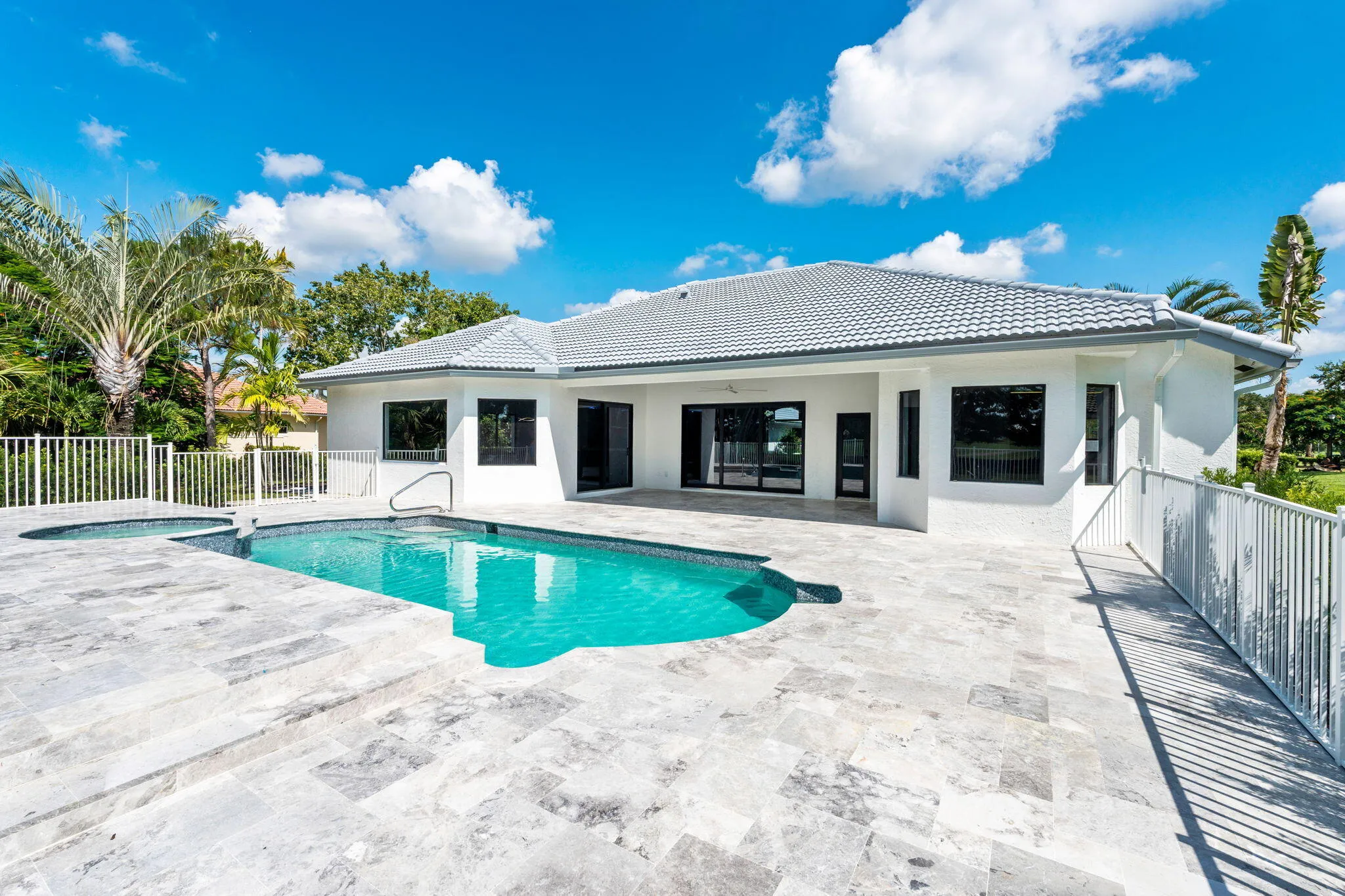 59-web-or-mls-A7405433