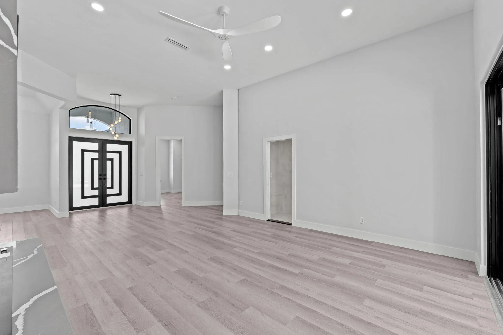 18-web-or-mls-A7405366