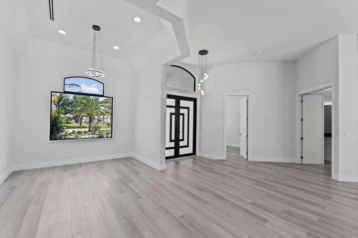 15-web-or-mls-A7405348