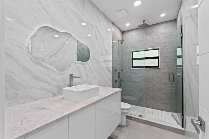 49-web-or-mls-A7405265