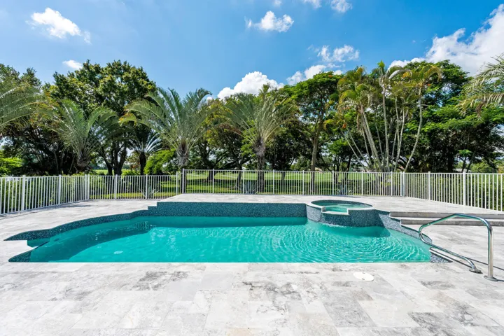 63-web-or-mls-A7405430