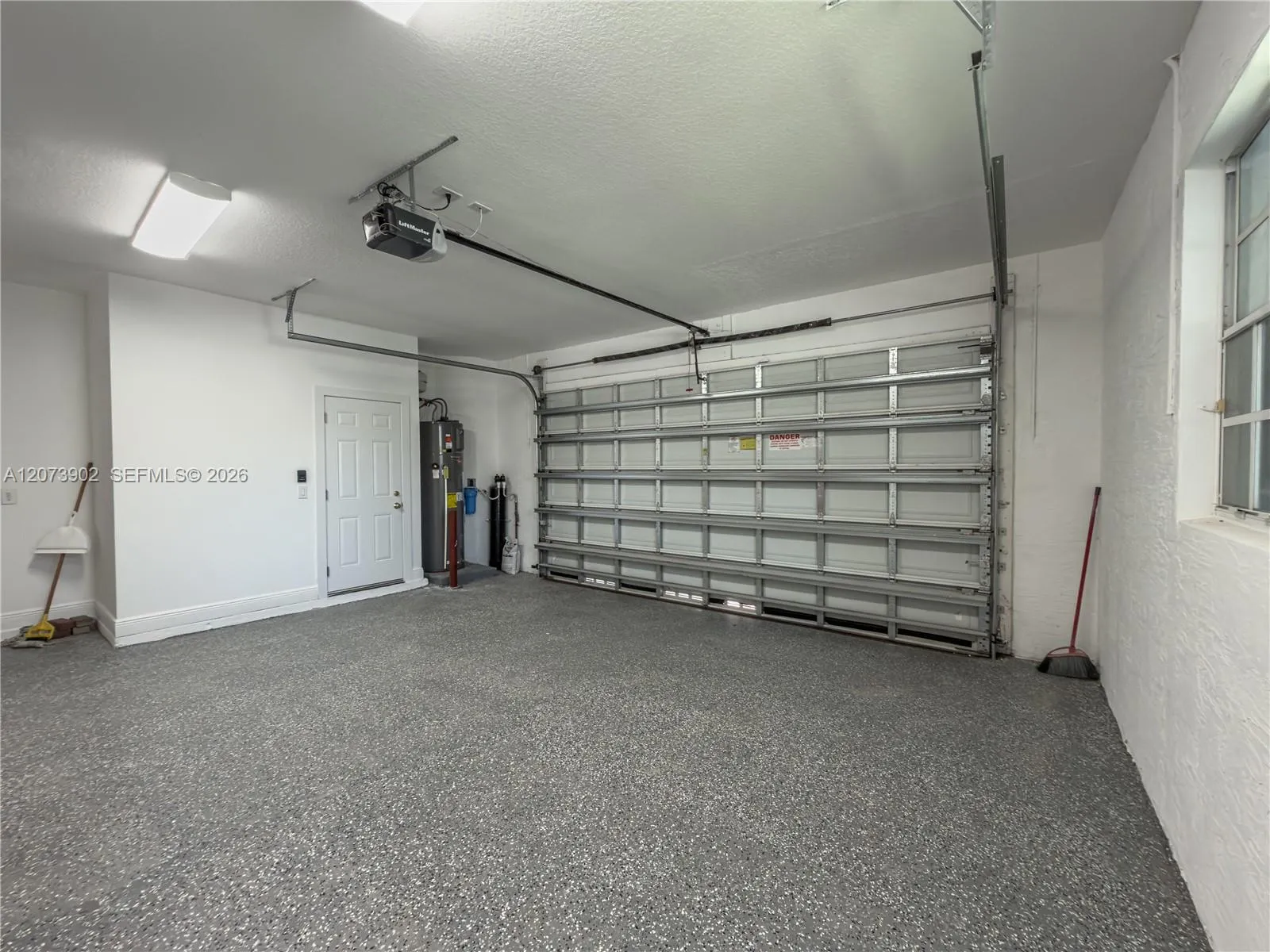 Property photo 61