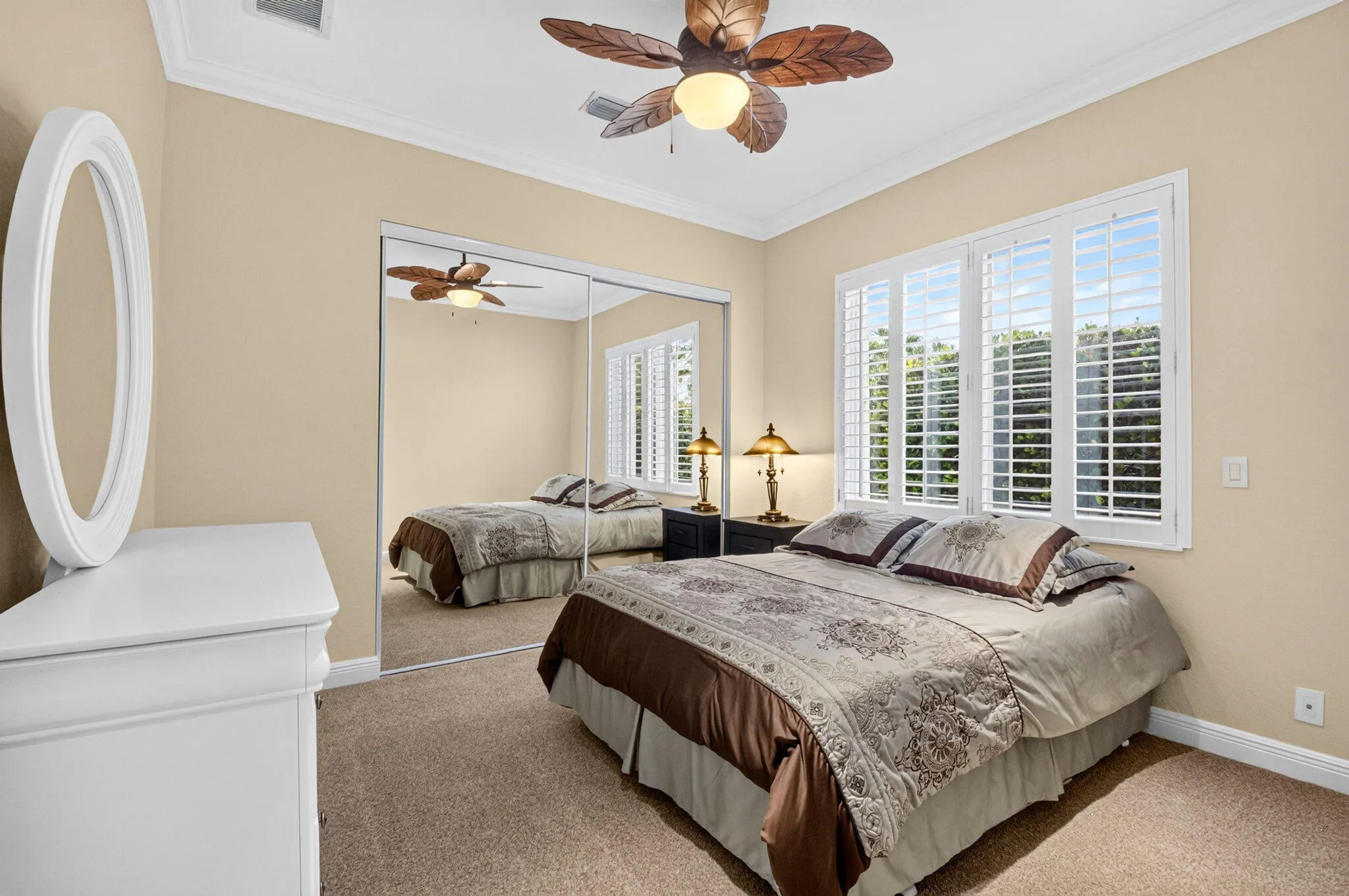 1st Floor Guest Bedroom